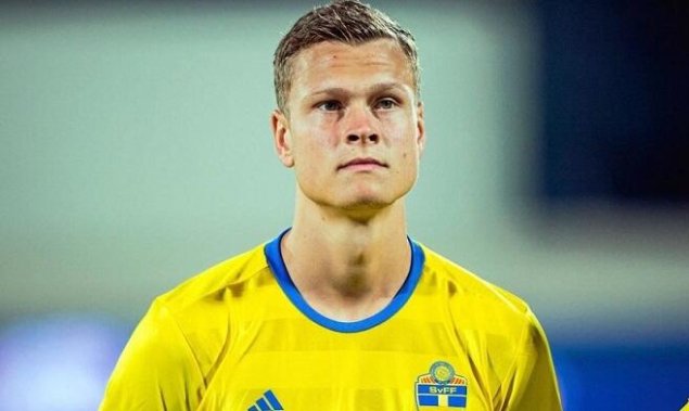 İsveçli futbolçu millimizlə oyundan danışdı: Utancvericidir