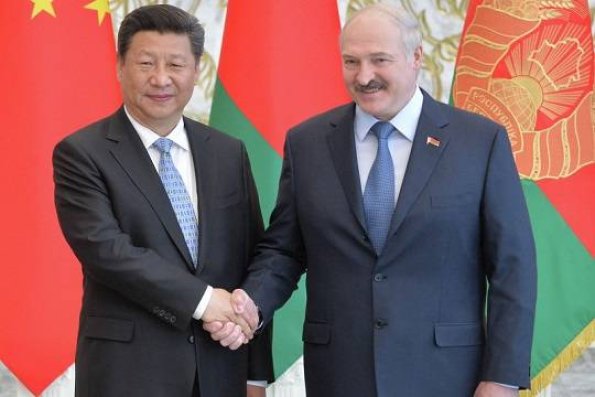 Lukaşenko Si Szinpinlə görüşdü