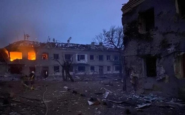 Rusiya yaşayış binasına zərbələr endirdi