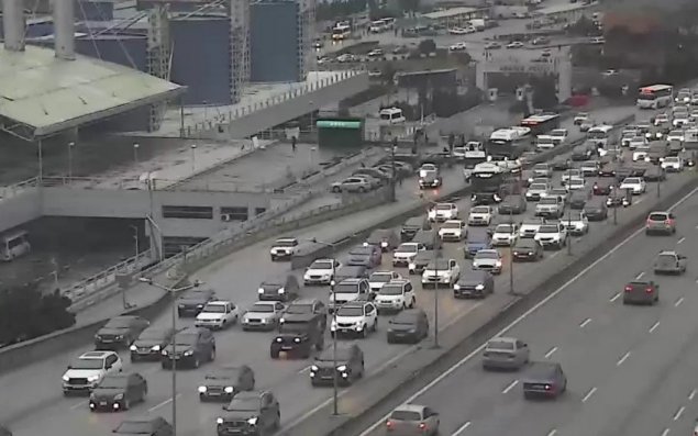 Bakıda 15 istiqamətdə tıxac yaranıb - SİYAHI