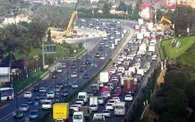 Bakıda tıxac yaranan yolların adları açıqlanıb