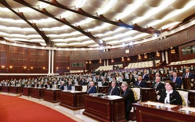 Bələdiyyələr birləşir: qanun layihəsi I oxunuşdan keçdi