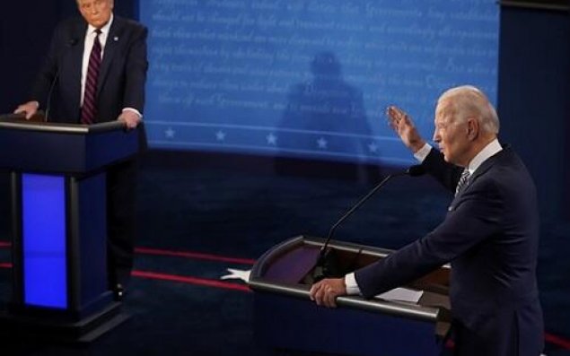 Tramp Baydeni debata çağırdı