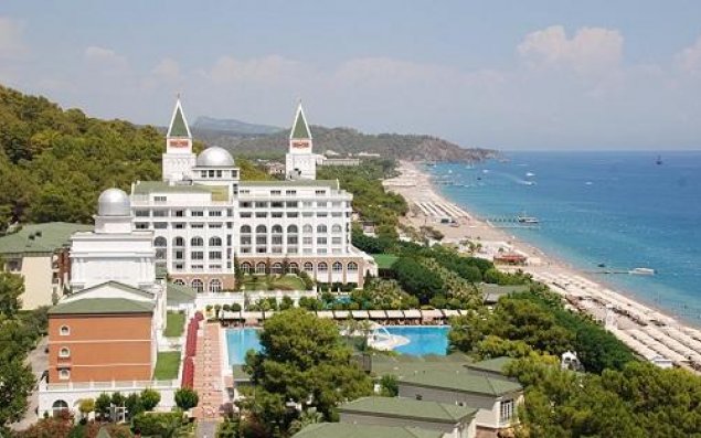 Antalyaya 16 milyondan çox turist gələcək