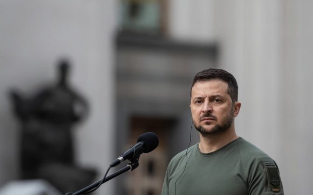 Zelenski Makrona cavab verib: Ukrayna var olduqca, Fransa ordusu Fransada qalacaq