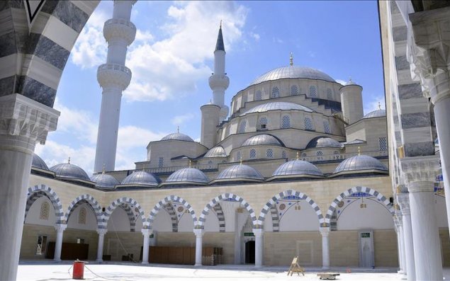 Qırğızıstan vətəndaşlarını Rusiyaya getməməyə çağırdı