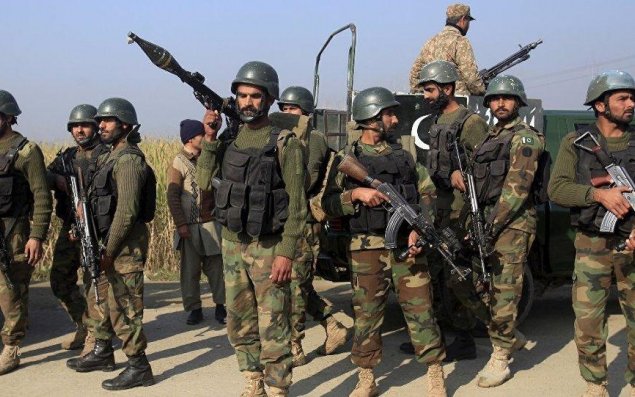 Pakistan böyük faciənin qarşısını aldı