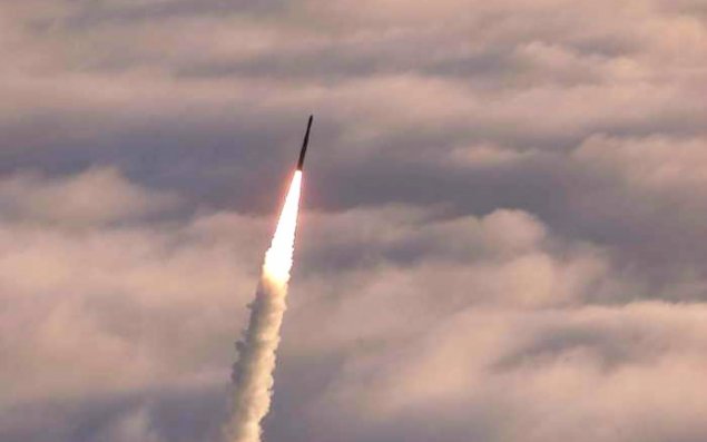 Rusiya Qərb raketlərinin anbarını məhv etdi