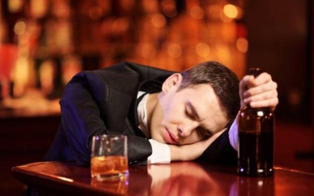 Sutkada nə qədər içki xərçəng yarada bilər?