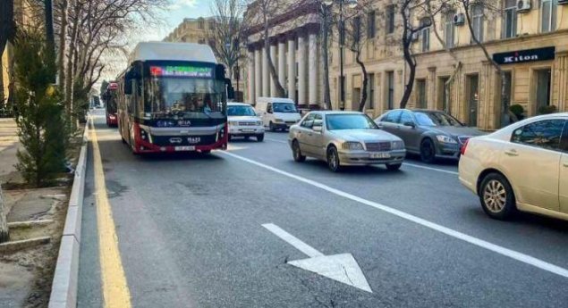 Bakının bu küçəsində də avtobus zolağı çəkiləcək