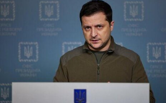 Zelenski Gürcüstan rəsmilərinə sanksiya tətbiq etdi
