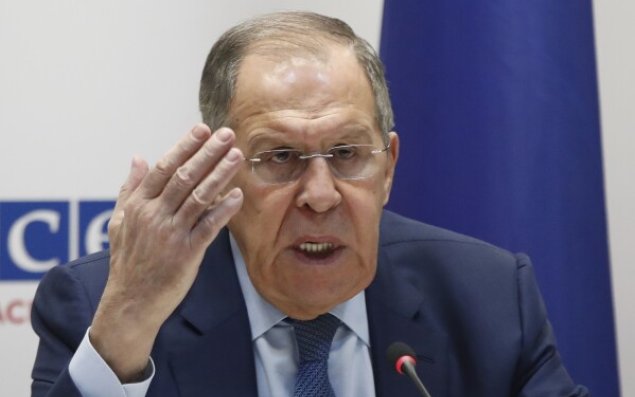 Lavrov erməni jurnalistin Bakı ilə bağlı sualına qəzəbləndi