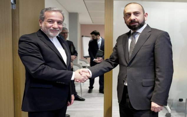 İran və Ermənistan XİN rəhbərləri görüşüb