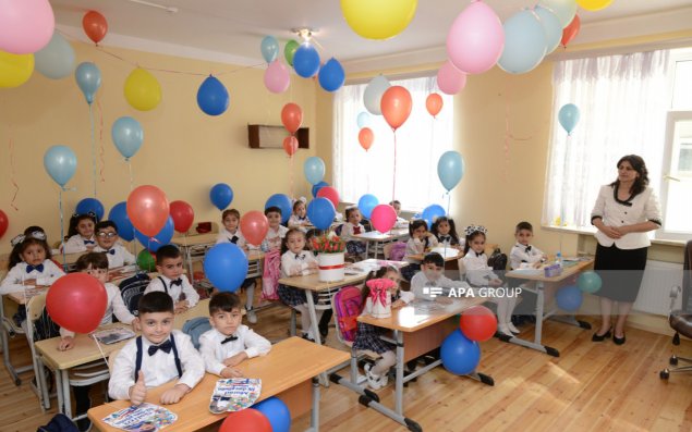 Bir həftə ərzində 4000 şagirdin yerdəyişməsi baş tutub