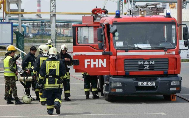 FHN: Ötən sutka 43 yanğına çıxış olub, 10 nəfər xilas edilib
