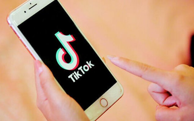 Tiktoker Mələk həbs edildi