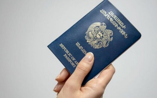 Bu ermənilərin pasportlarında doğum yeri Azərbaycan yazılır
