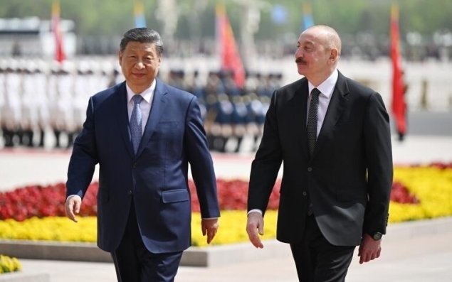 Prezident Çində, görün, hansı mahnı ilə qarşılandı - Video