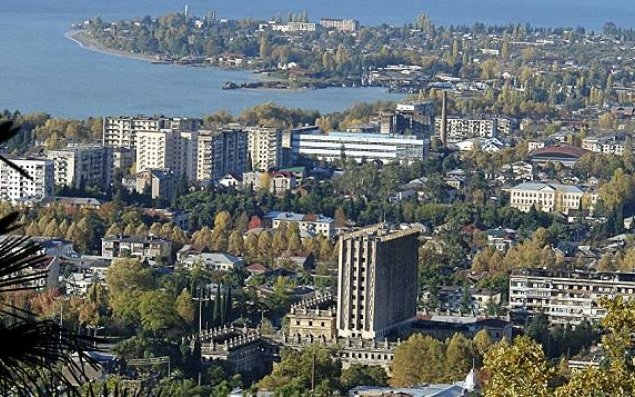 Kvitsiniya: Rusiya bazası bizi gürcü təcavüzündən qoruyur