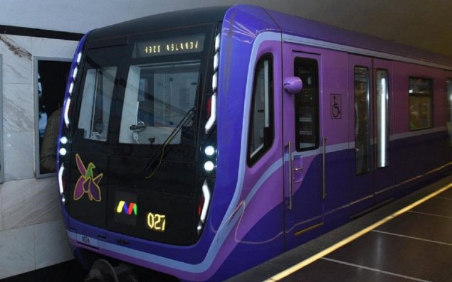 Bakı metrosunda pik saatlarda interval azaldıldı - Rəsmi
