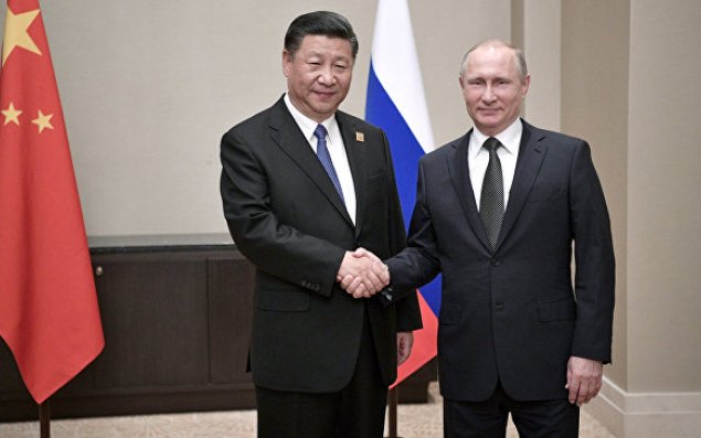 Putin Szinpinlə danışdı