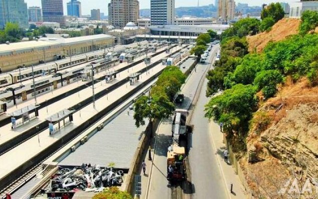 Bakının əsas yollarından biri təmir edilir 