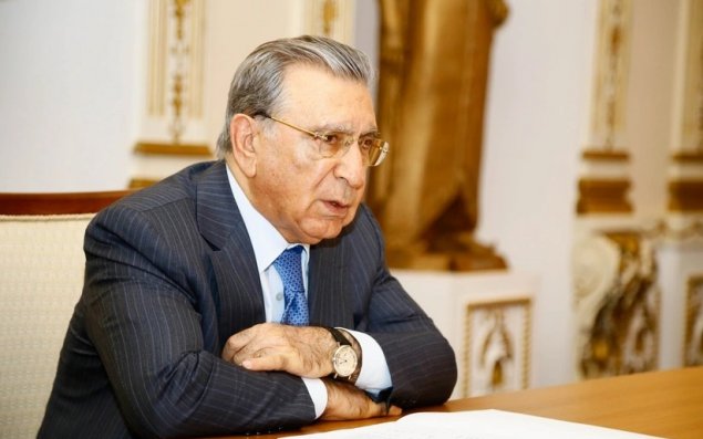 Ramiz Mehdiyevə elektron qandal vurulub?