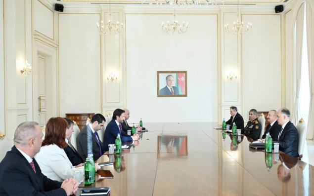 Slovakiyanın müdafiə naziri sabah Bakıda hərbi paradı izləyəcək