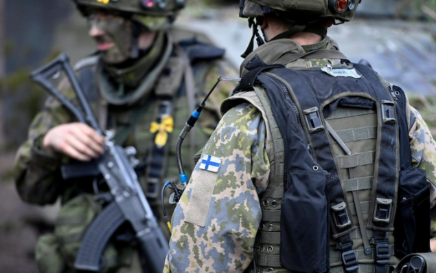 Finlandiya Rusiya sərhədində təlimlərə başladı