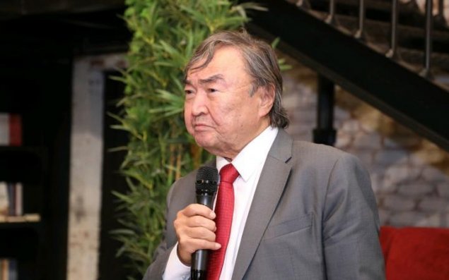 Oljas Süleymenov Nobelə namizəd göstərildi