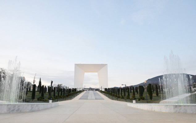 Prezident İlham Əliyev Xankəndi şəhərində Zəfər parkının açılışında iştirak edib