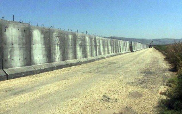 Latviya Rusiya ilə sərhədinə hasar çəkdi