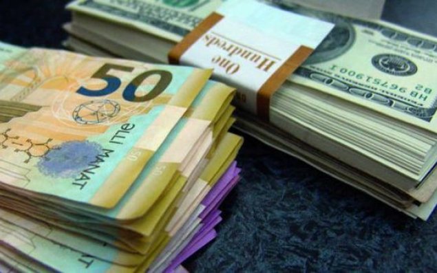 İranda dollar və manat bahalaşdı