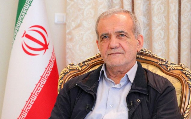 Pezeşkian İranda maliyyə böhranından danışıb