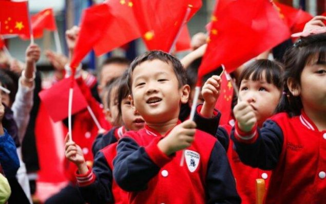 Çin əhalisi sürətlə azalır