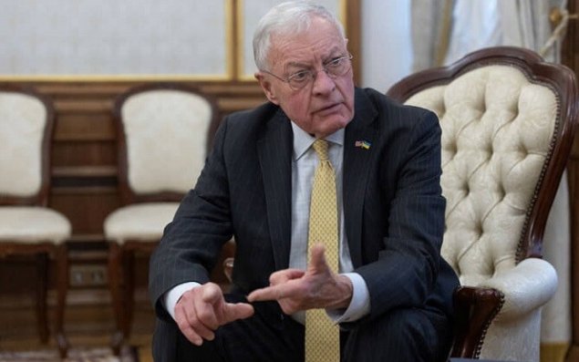 Putin müharibədən çıxış yolu axtarır - Kelloq