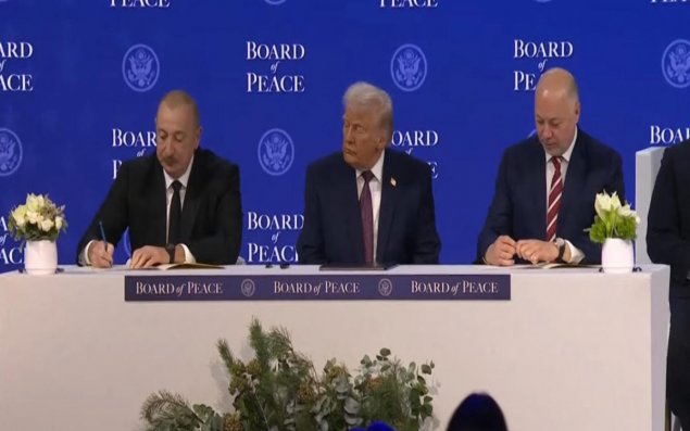 Prezident Azərbaycanın “Sülh Şurası”na Təsisçi Üzv Dövlət qismində qoşulmaqla bağlı nizamnaməni imzalayıb