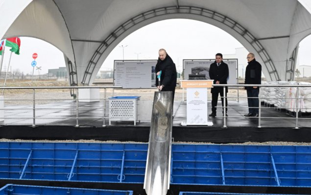 Prezident Sumqayıtda polipropilen və laminatlı kisə istehsalı müəssisəsinin təməlini qoyub