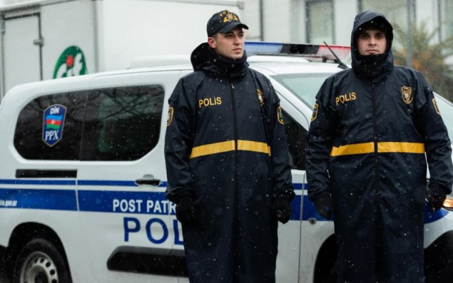 Polis hava şəraiti ilə əlaqədar gücləndirilmiş rejimdə xidmət aparır - VİDEO