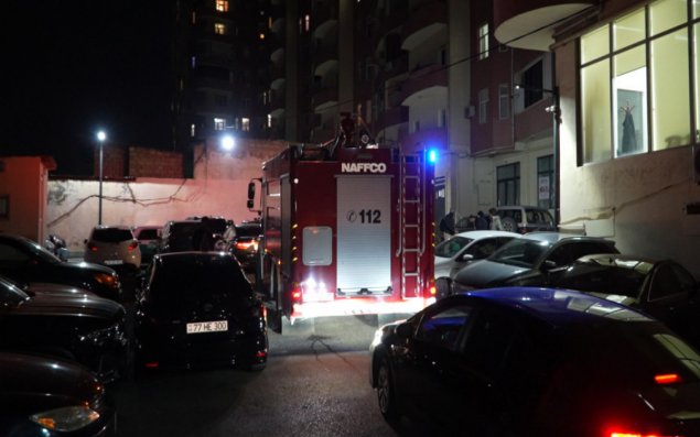 FHN yaşayış kompleksində şərti yanğın təlimi keçirib - VİDEO