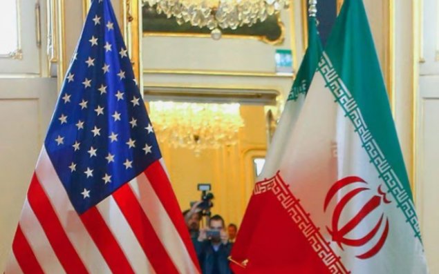 Omanda ABŞ-İran danışıqları başlayıb