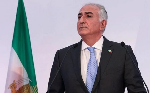 Pəhləvi qeyri-farsların simvollarına qadağa tələb etdi