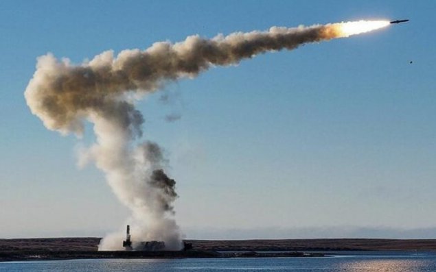 İran Çindən gəmi əleyhinə hiper sürətli raket alır