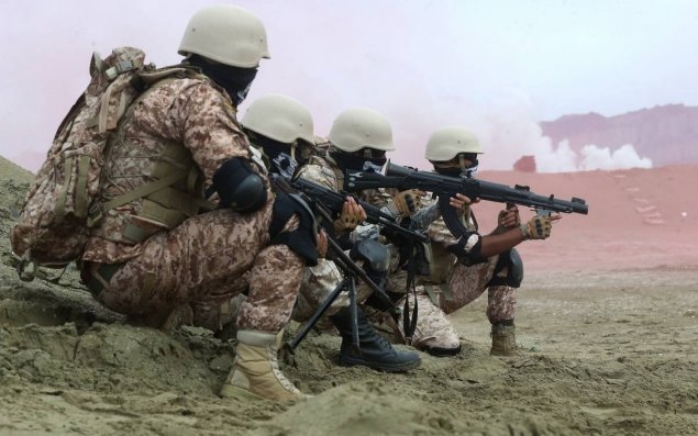 SEPAH İranın cənubunda təlimlər keçirir