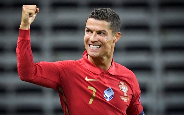 Ronaldo İspaniya klubunun səhmlərini aldı