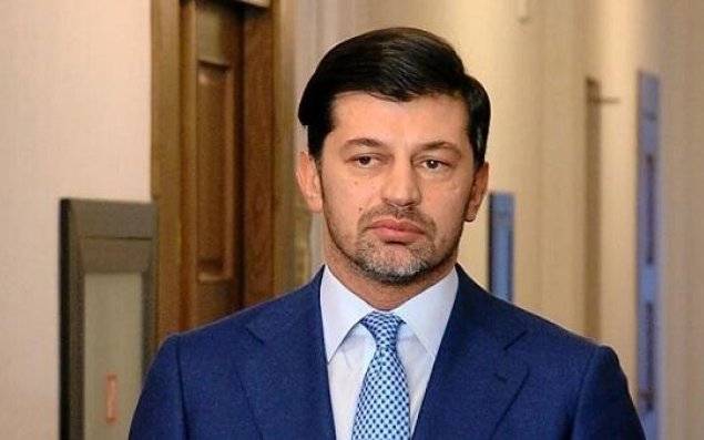 Kaladze ad günü üçün Əbu-Dabiyə getdi, qayıda bilmir