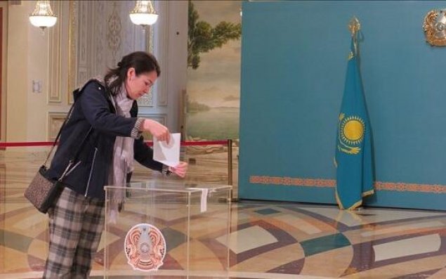 Qazaxıstanda yeni Konstitusiya 87%-lə dəstəkləndi