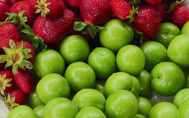 Bakıda 1 kq alça, görün, neçəyə satılır...