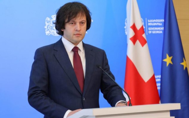 Kobaxidze istefası ilə bağlı xəbərləri şərh edib