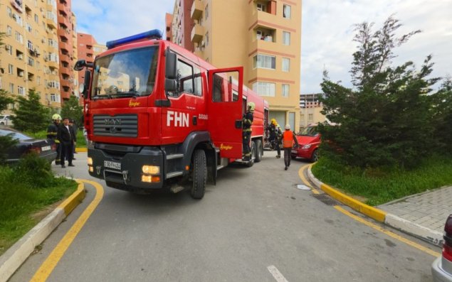 “Qobu Park” yaşayış kompleksində şərti yanğın təlimi keçirilib - VİDEO